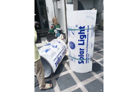 Tấm poly đặc solar light tại tiền giang